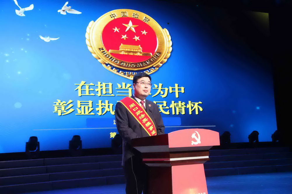 1-6_调整大小.jpg